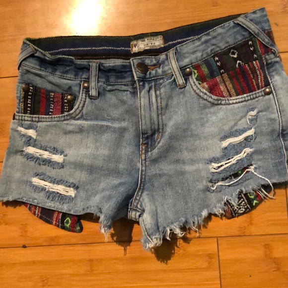 Free People Aztec Pocket Shorts - Picture 1 of 4